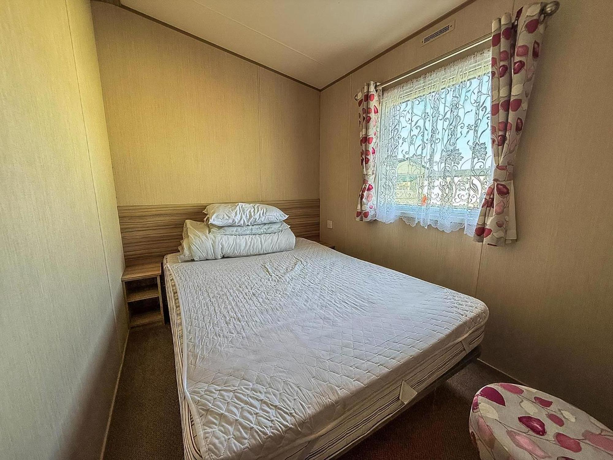 Great 8 Berth Caravan In Norfolk Near To Great Yarmouth Ref 20178Bs Hopton on Sea Exterior photo